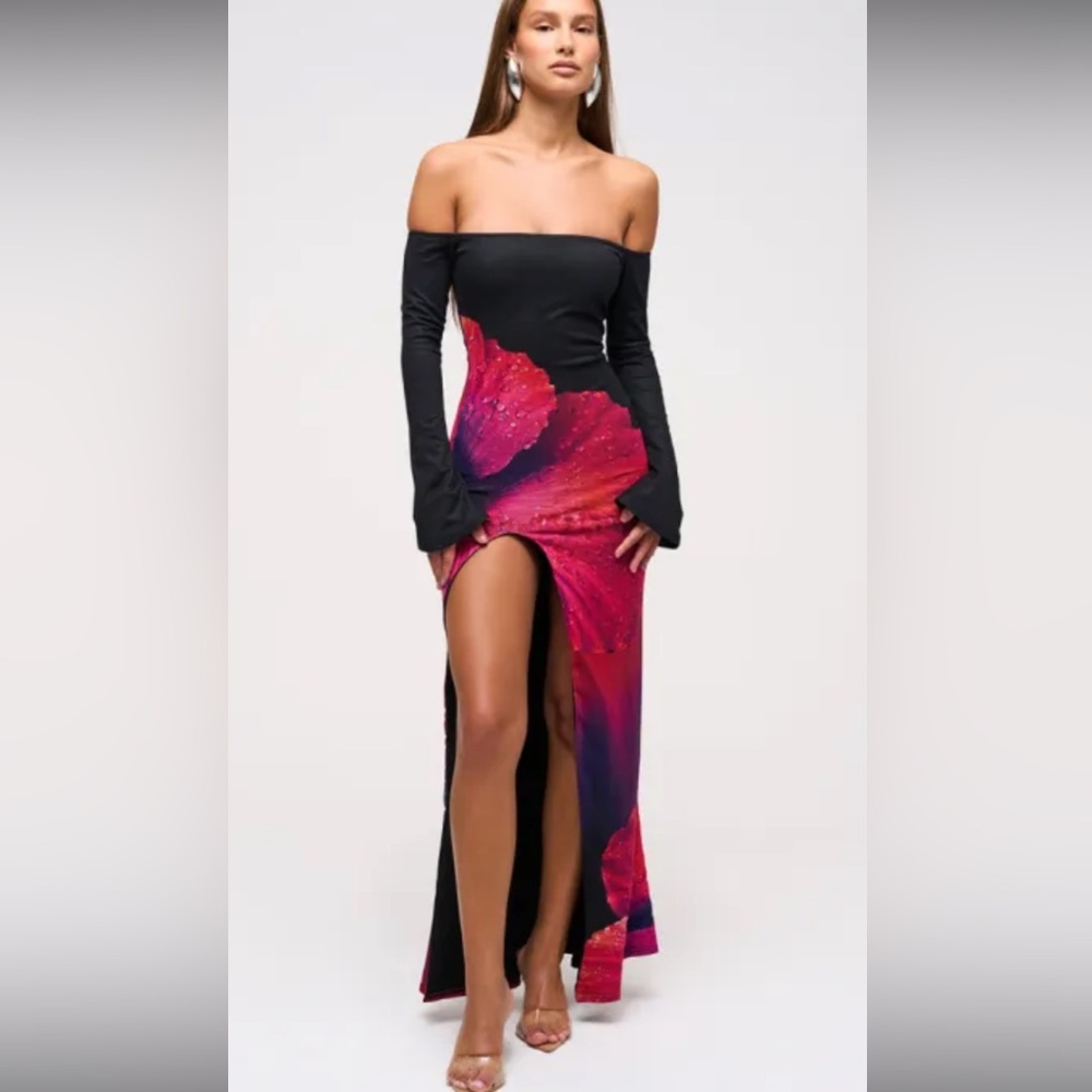Elegant Off-Shoulder Black and Red Maxi Dress